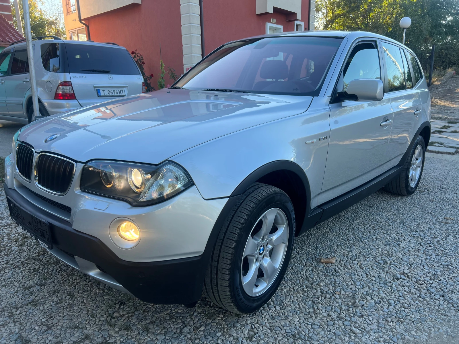 BMW X3 2.0I-ГАЗ-БЕНЗИН-4X4-6СКОРОСТИ - [1] 