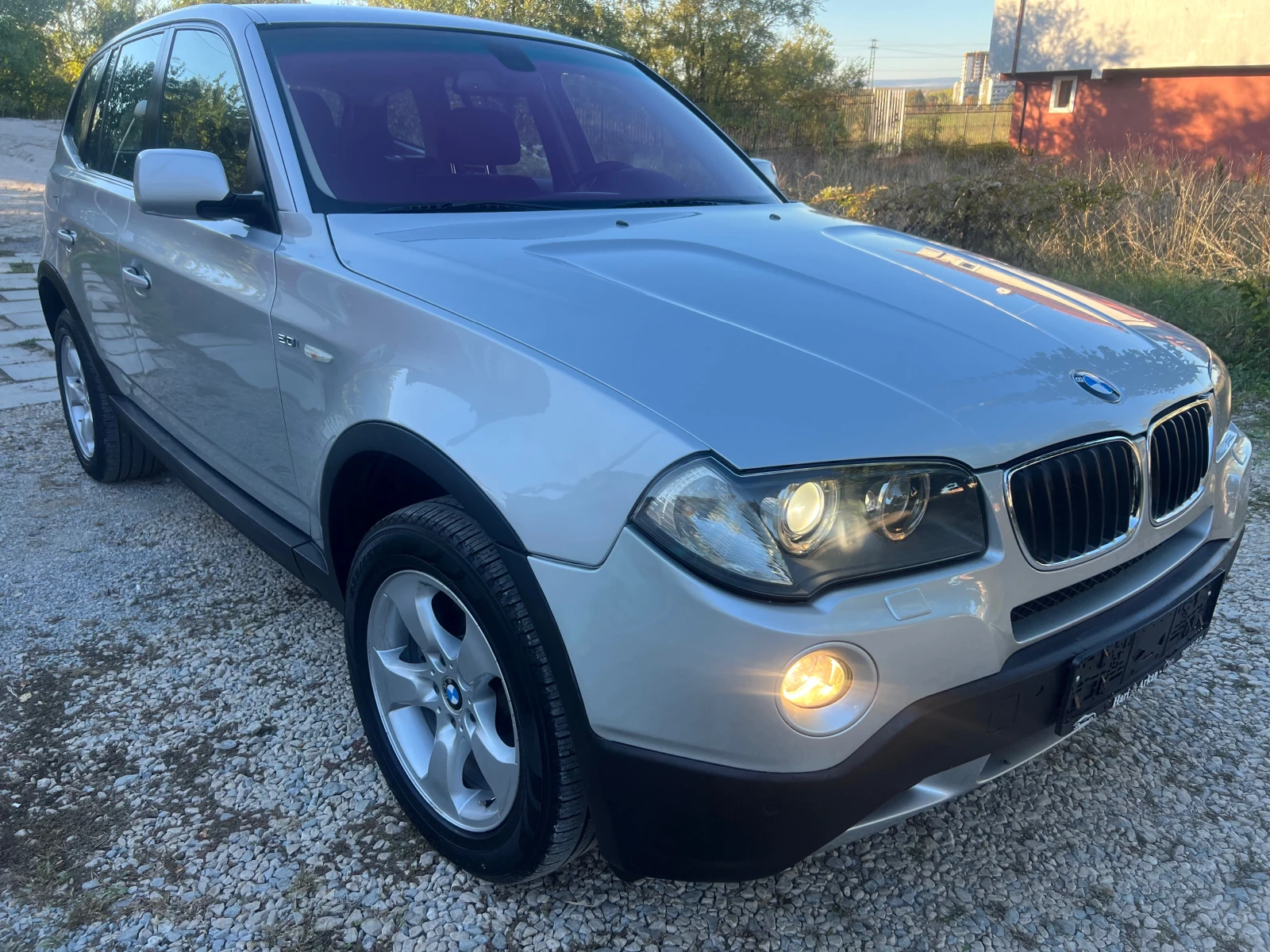 BMW X3 2.0I-ГАЗ-БЕНЗИН-4X4-6СКОРОСТИ - изображение 8