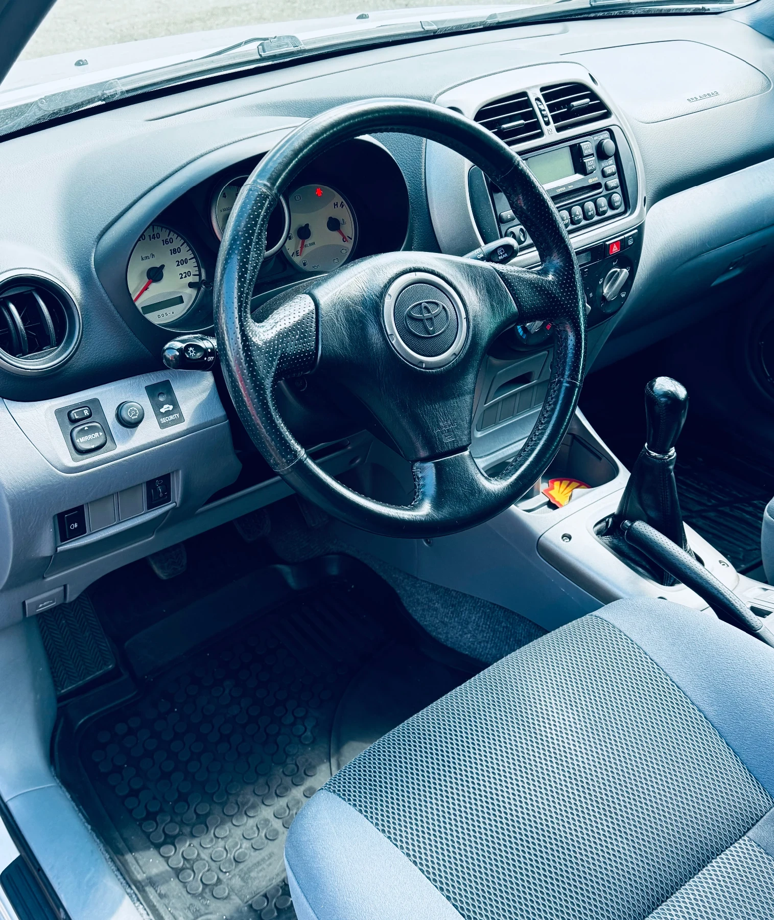 Toyota Rav4 2.0i 16V - изображение 4