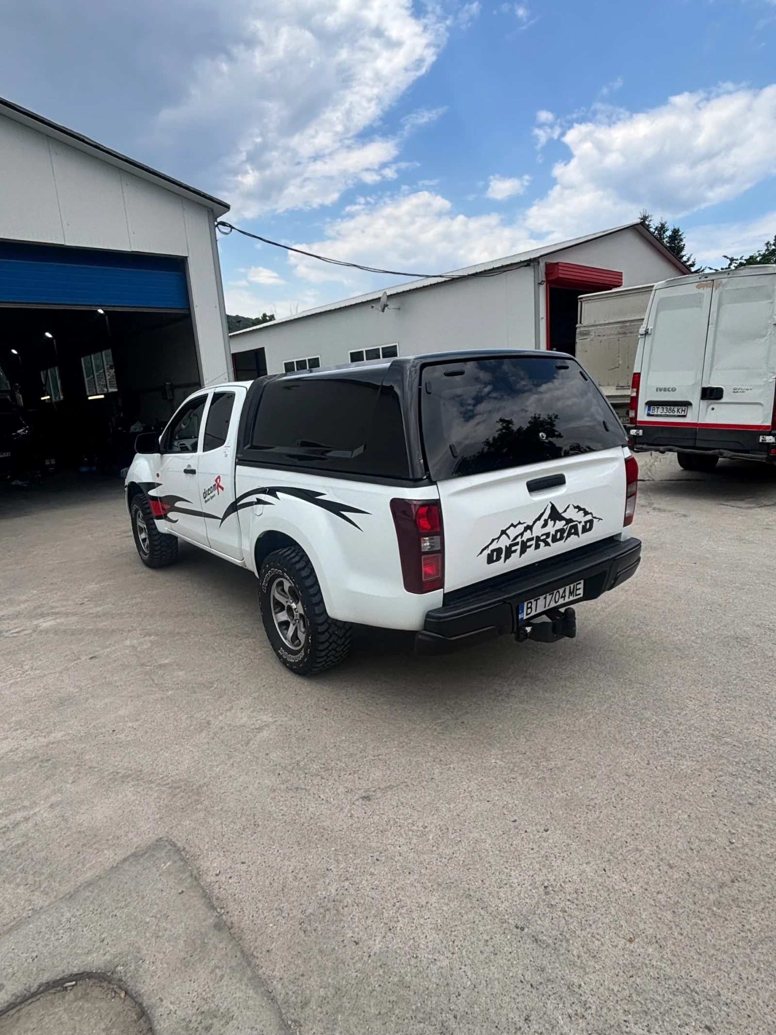 Isuzu D-max 1.9D - изображение 2