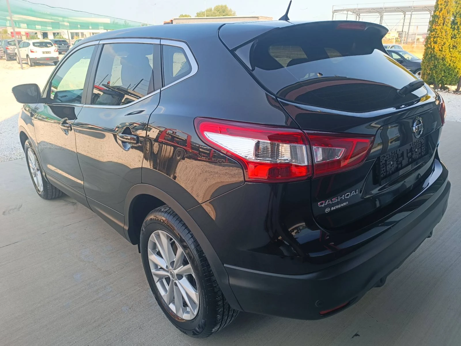Nissan Qashqai 1.5dCi - изображение 6