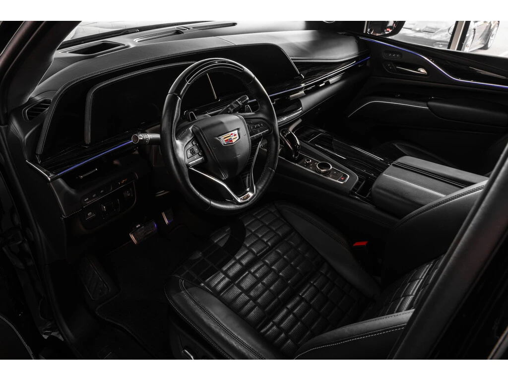 Cadillac Escalade V- SERIES/ AWD/ PANORAMA/ОБДУХ - изображение 8