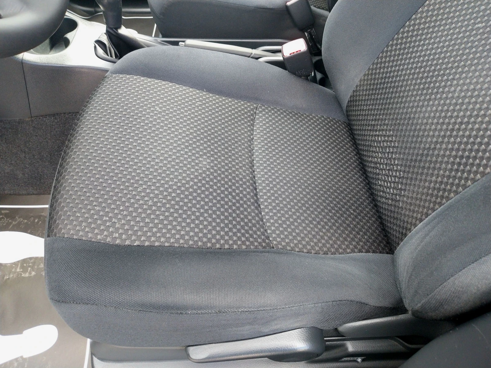 Daihatsu Terios 1.5 i/GPL/4x4/, снимка 8 - Автомобили и джипове - 53744098