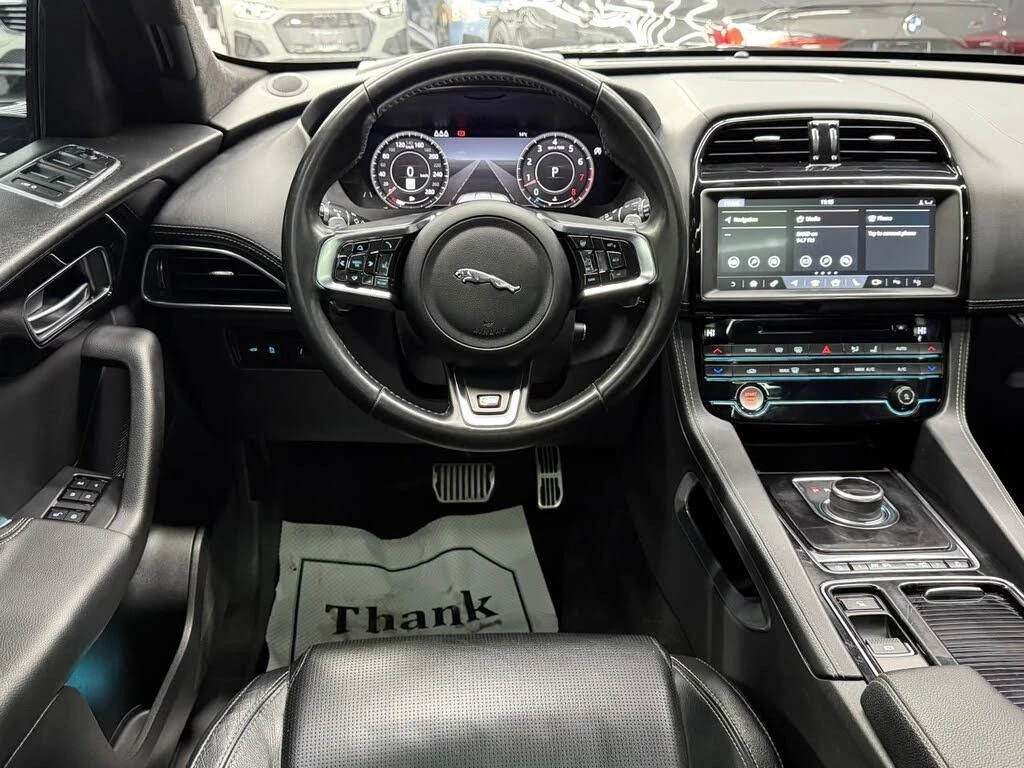 Jaguar F-PACE АвтоКредит* (ЦЕНА ДО БГ), снимка 9 - Автомобили и джипове - 54079440