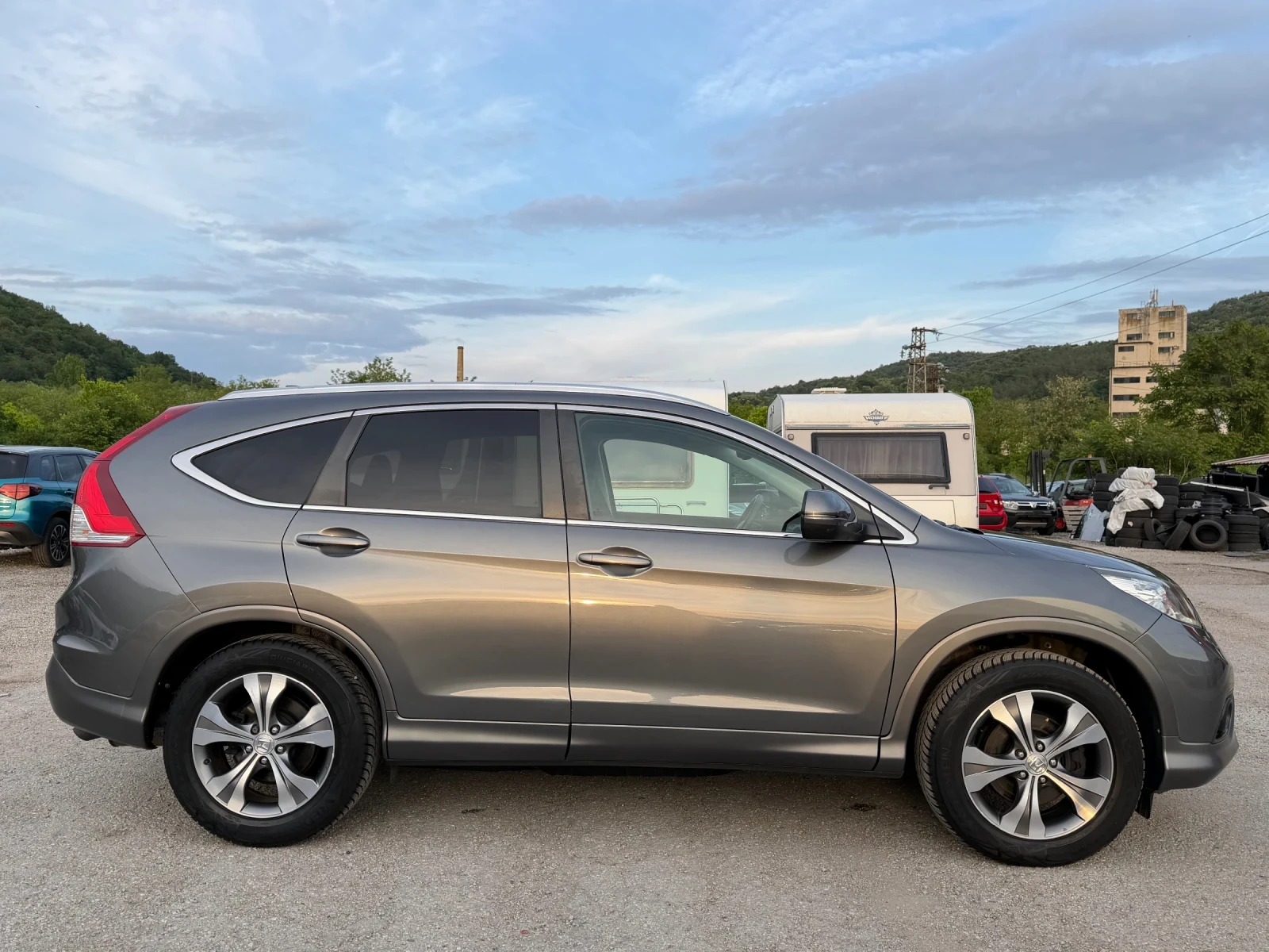 Honda Cr-v 2.2i-DTEC 4WD/З.КАМЕРА, снимка 2 - Автомобили и джипове - 54671477