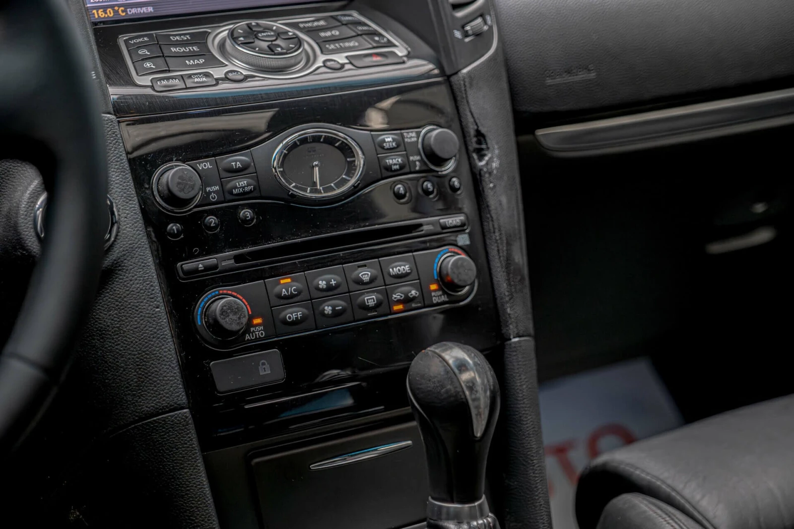 Infiniti Fx 37 LPG/Обдухване/Камера/Bose/Distronic, снимка 15 - Автомобили и джипове - 54759261