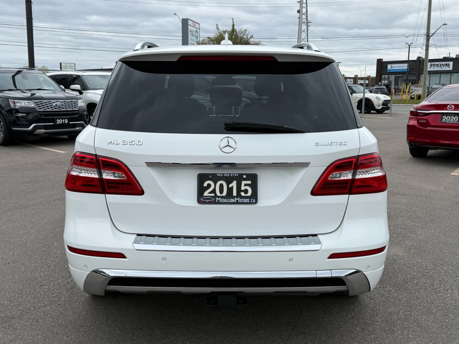 Mercedes-Benz ML 350 4MATIC* AMG*  Harman/Kardon* AIRMATIC* 360* , снимка 6 - Автомобили и джипове - 54959196