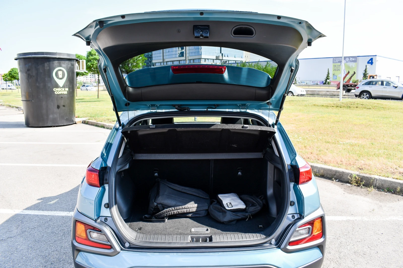 Hyundai Kona, снимка 12 - Автомобили и джипове - 55129872
