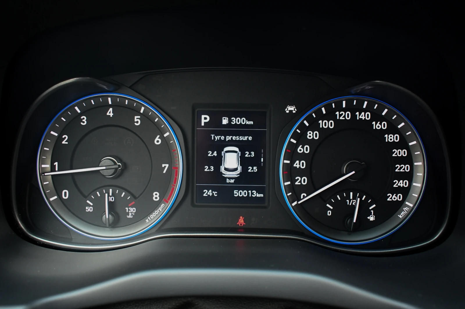 Hyundai Kona, снимка 14 - Автомобили и джипове - 55129872