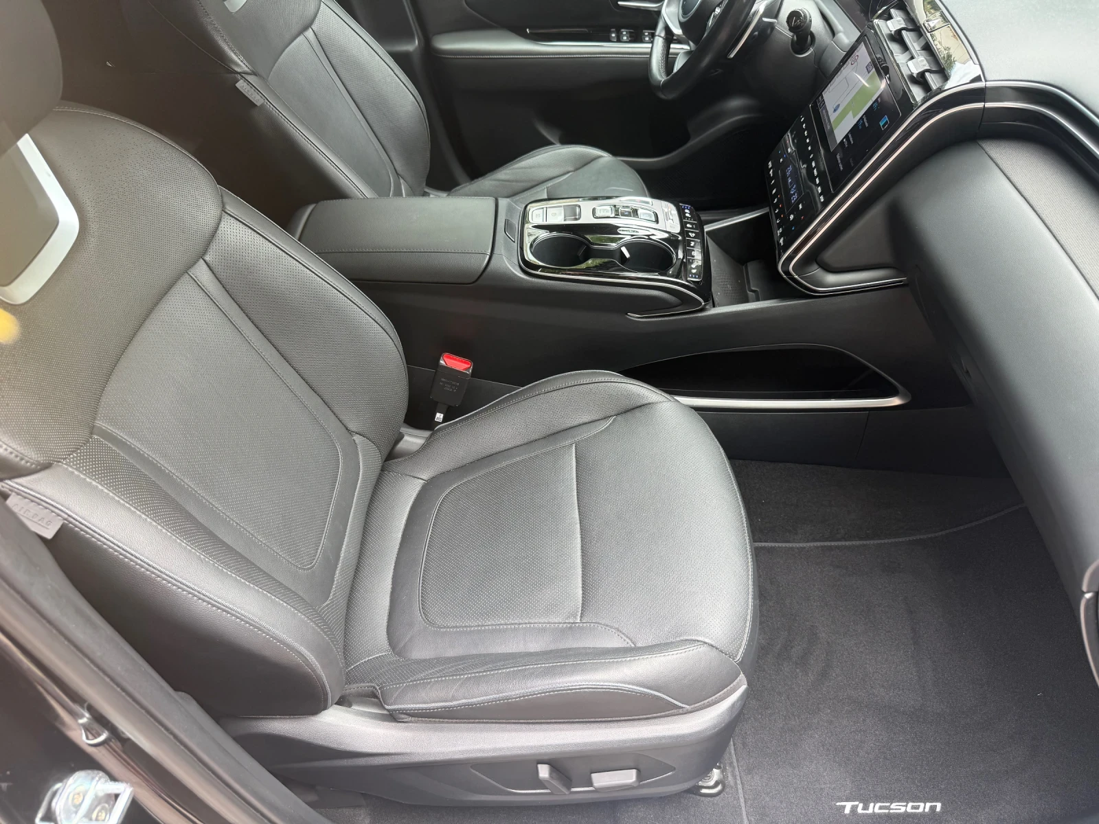 Hyundai Tucson Plug in 4x4\Всички екстри\Внос Германия!!, снимка 9 - Автомобили и джипове - 55137954