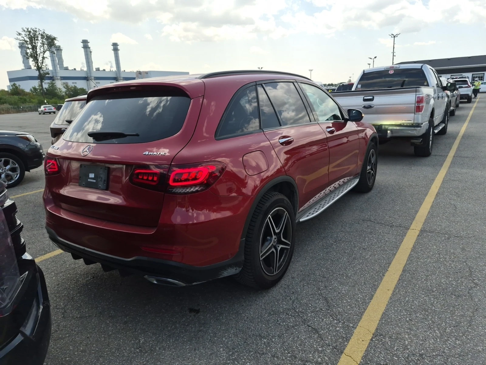 Mercedes-Benz GLC 300 /360/DISTRONIC/CARFAX/АВТОКРЕДИТ, снимка 3 - Автомобили и джипове - 55799459
