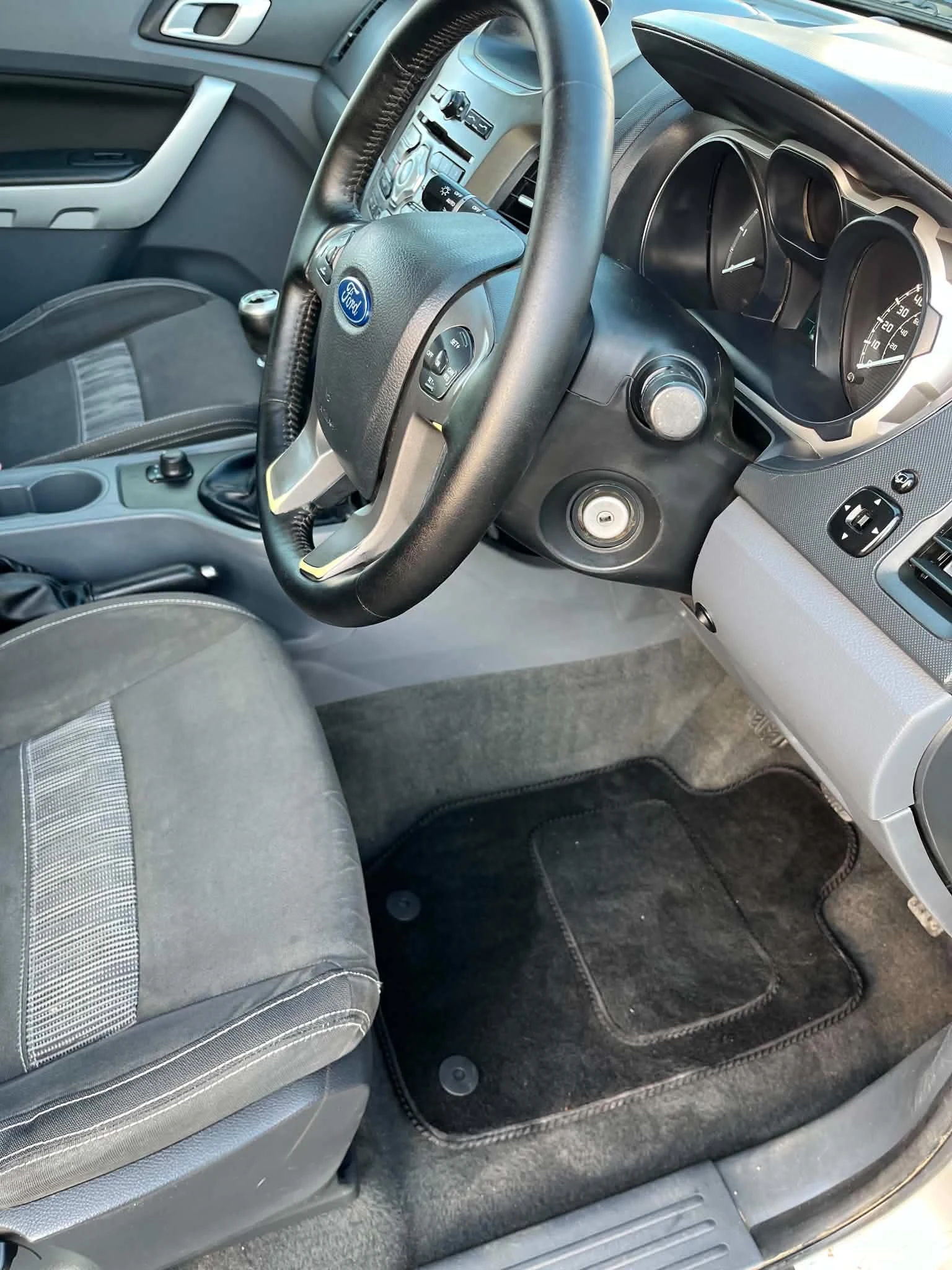 Ford Ranger FORD RANGER 2.2TDCi 4x4 XLT, снимка 14 - Автомобили и джипове - 55904812