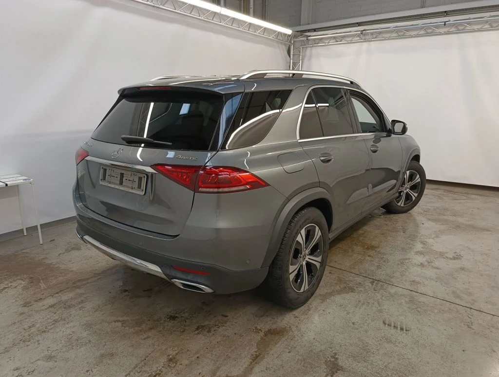 Mercedes-Benz GLE 350 4MATIC 9-G TRONIC NAVI LEATHER, снимка 4 - Автомобили и джипове - 56205950
