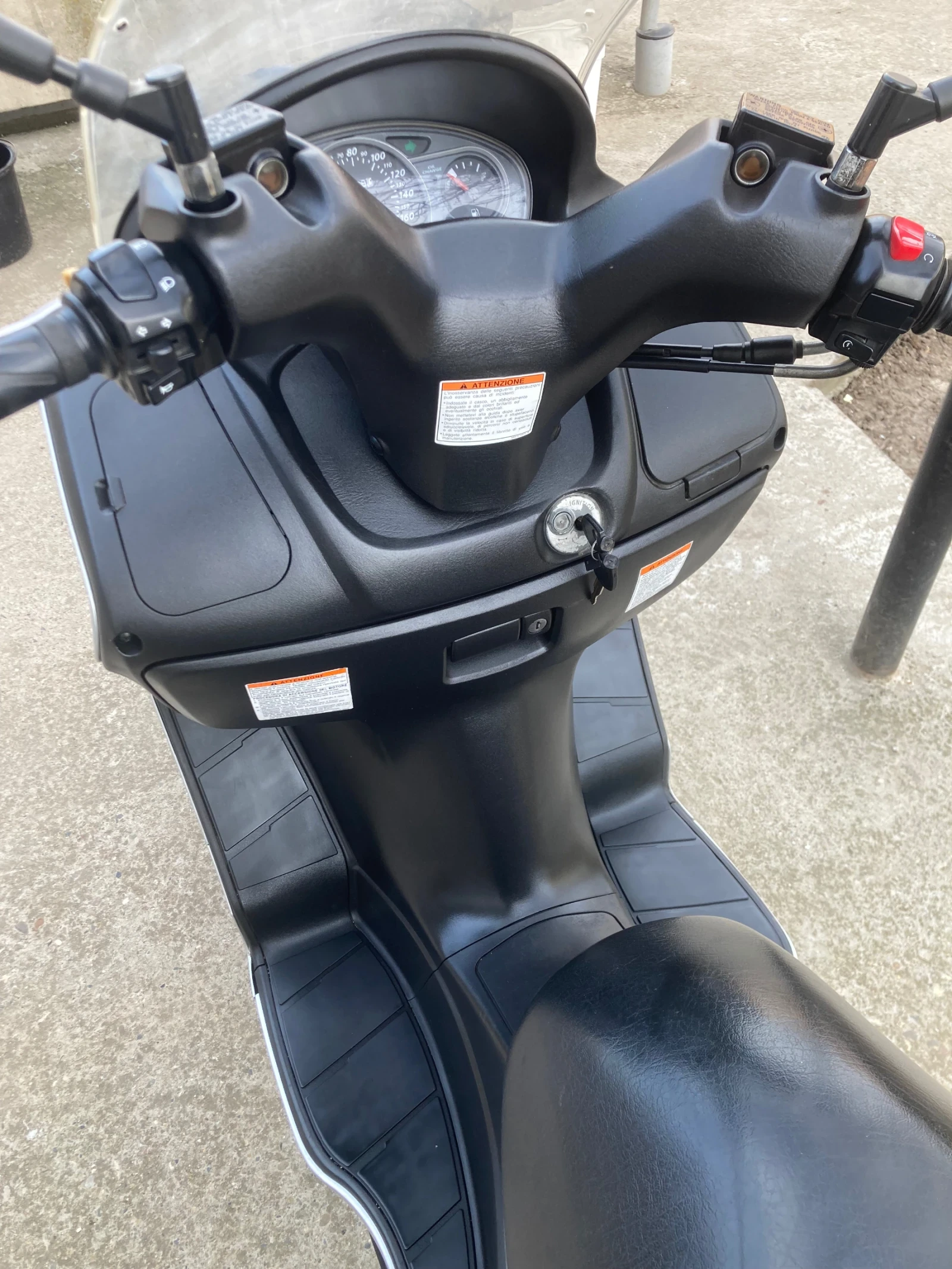 Suzuki Burgman 200i, снимка 4 - Мотоциклети и мототехника - 54206315