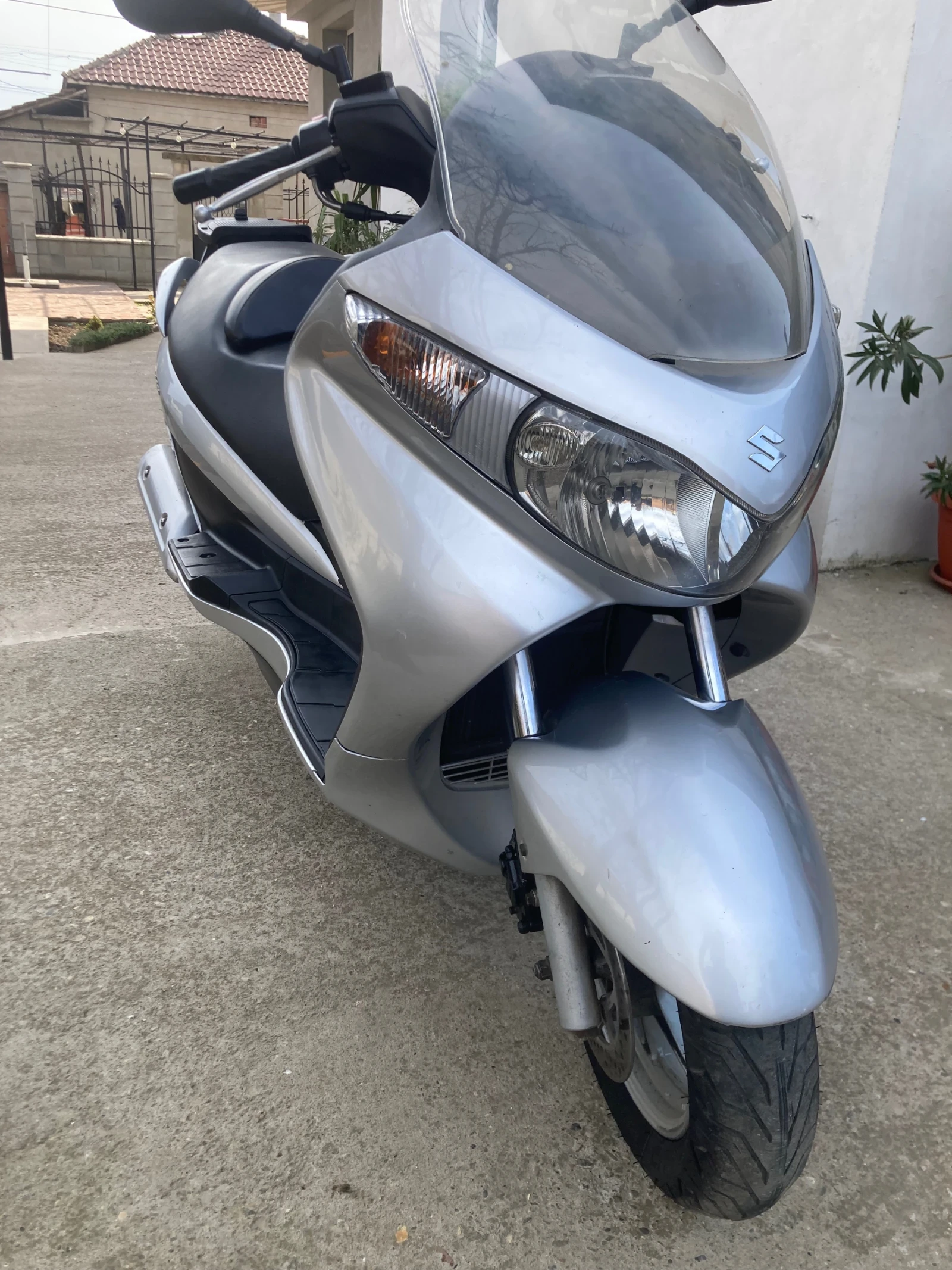 Suzuki Burgman 200i, снимка 10 - Мотоциклети и мототехника - 54206315