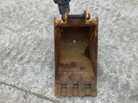 ����� Komatsu PC30MR-3 * ������� 07.01.2027!!! | Mobile.bg � ����� ������ 10