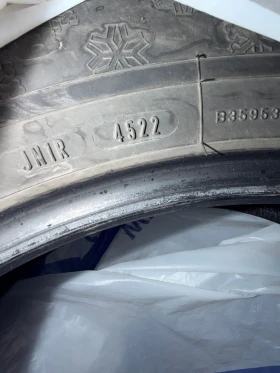 Гуми Зимни 225/55R18, снимка 5
