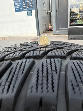 Гуми Зимни 225/55R18, снимка 4