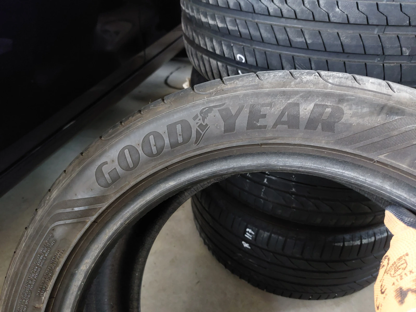 ���� 245/45R18 | Mobile.bg � ����������� 4