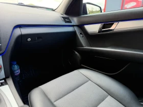 Mercedes-Benz C 220, снимка 10