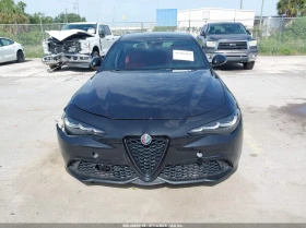 Alfa Romeo Giulia 2.0l Veloce Rwd, снимка 12
