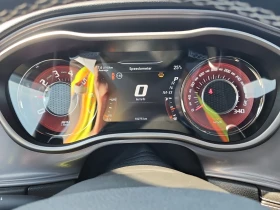 Обява за продажба на Dodge Challenger * SRT HELLCAT* CARFAX * БЕЗ ПЪРВОНАЧАЛНА ВНОСКА ~ 129 000 лв. - изображение 5 | Auto.bg Обява за продажба на Dodge Challenger * SRT HELLCAT* CARFAX * БЕЗ ПЪРВОНАЧАЛНА ВНОСКА ~ 129 000 лв. - изображение 5