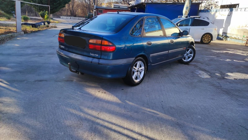 Renault Laguna 1.6, снимка 1 - Автомобили и джипове - 48392255