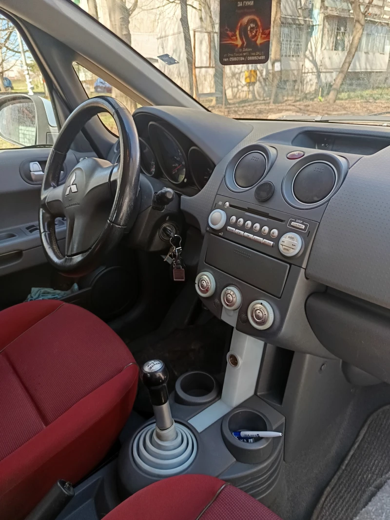 Mitsubishi Colt, снимка 14 - Автомобили и джипове - 49518593