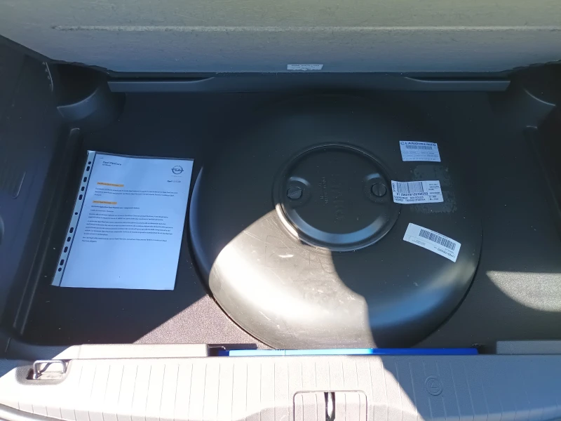 Opel Meriva 1.4i/Фабрична газ, снимка 15 - Автомобили и джипове - 51510022