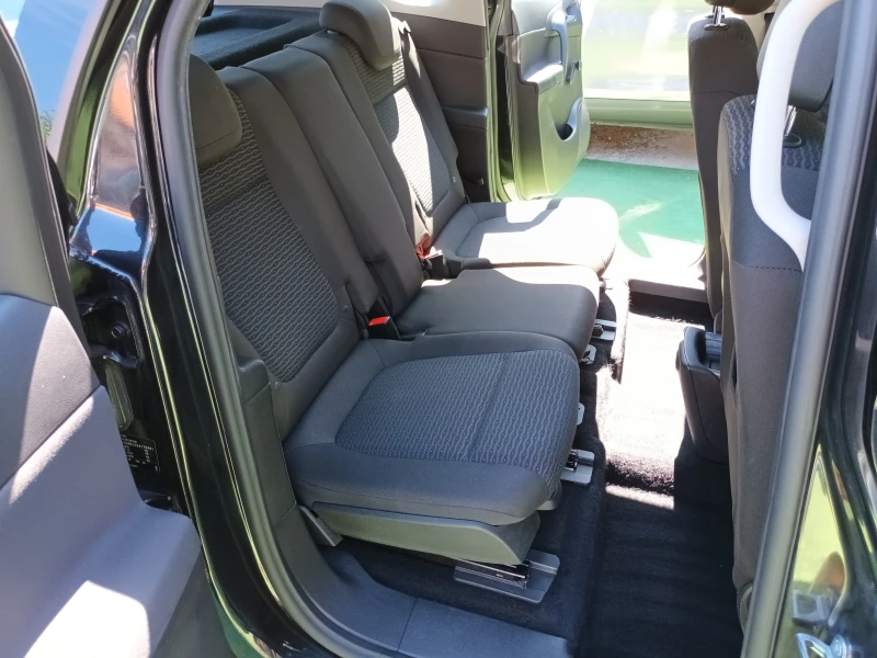 Opel Meriva 1.4i/Фабрична газ, снимка 9 - Автомобили и джипове - 51510022