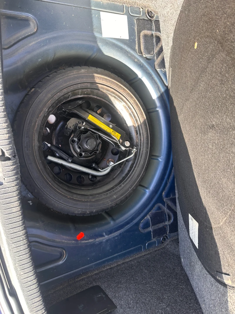 VW Golf 1.9 TDI/105 К.С/2007.09, снимка 17 - Автомобили и джипове - 52965374