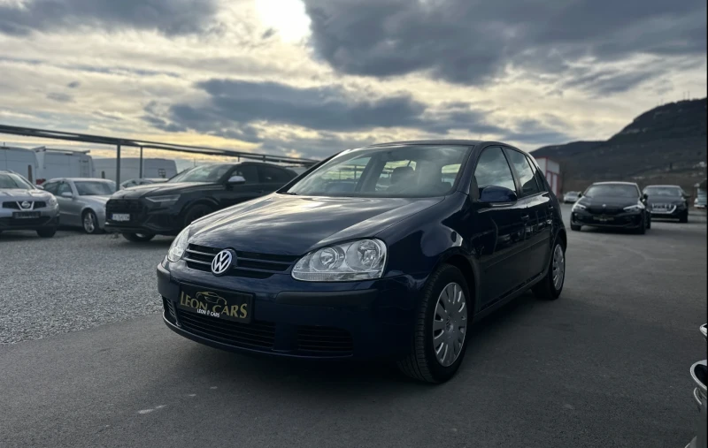 VW Golf 1.9 TDI/105 К.С/2007.09, снимка 8 - Автомобили и джипове - 52965374