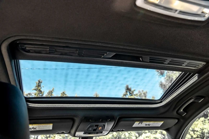 BMW 335 * xDrive/xDrive SA * CARFAX * ЦЕНА ДО БГ, снимка 13 - Автомобили и джипове - 53236350