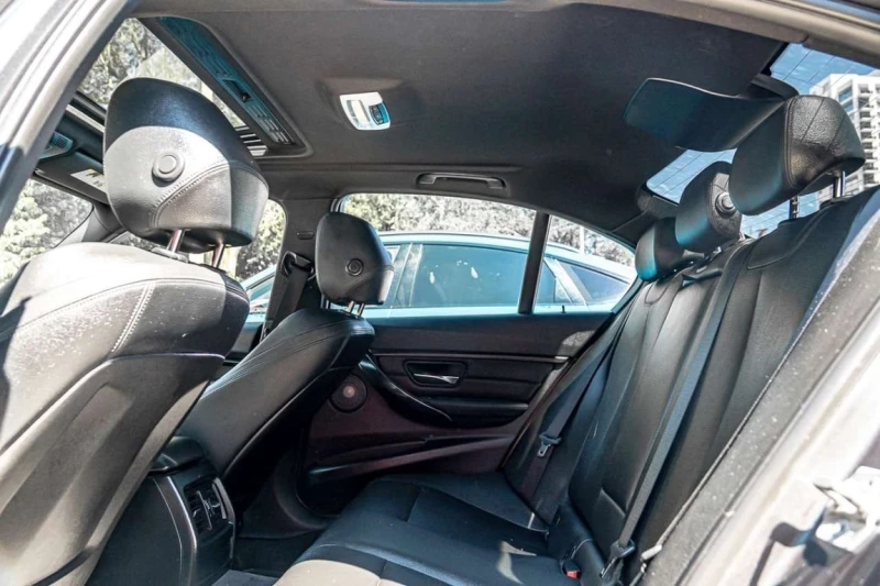 BMW 335 * xDrive/xDrive SA * CARFAX * ЦЕНА ДО БГ, снимка 9 - Автомобили и джипове - 53236350