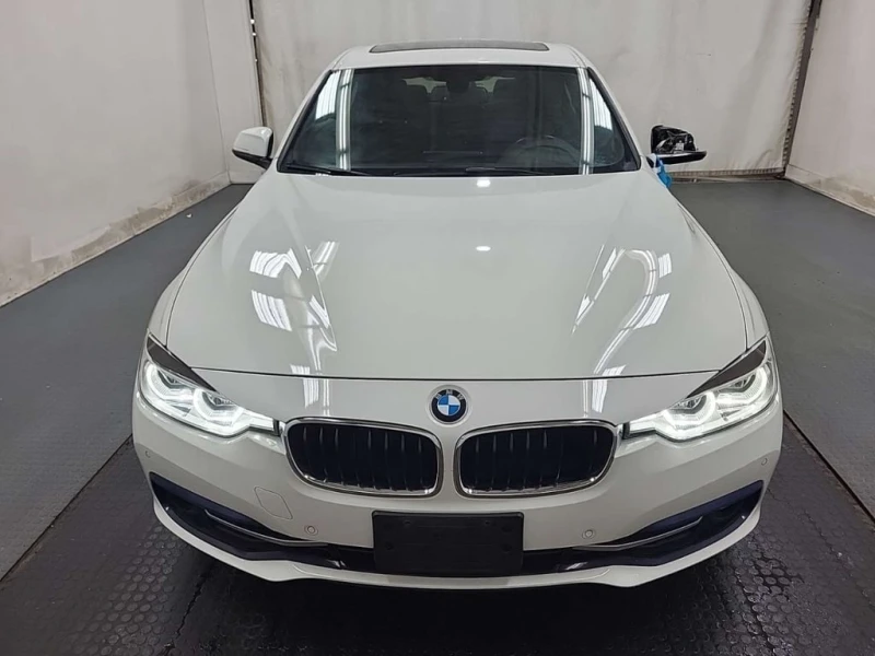 BMW 330 * xDrive * CARFAX * ЦЕНА ДО БГ, снимка 2 - Автомобили и джипове - 53274411
