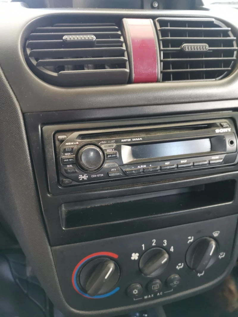 Opel Corsa Isuzu, снимка 6 - Автомобили и джипове - 53561302