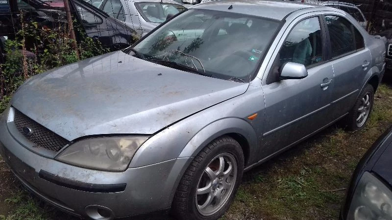 Ford Mondeo 1,8/16V, снимка 7 - Автомобили и джипове - 30258338