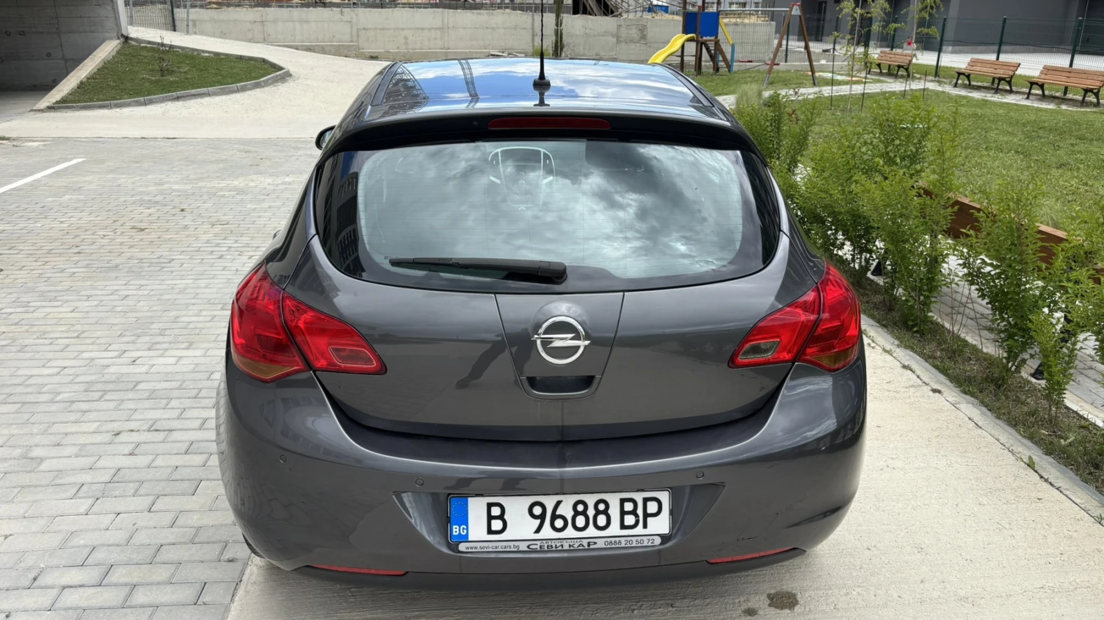 Opel Astra 1.3 ECOTEC - изображение 4