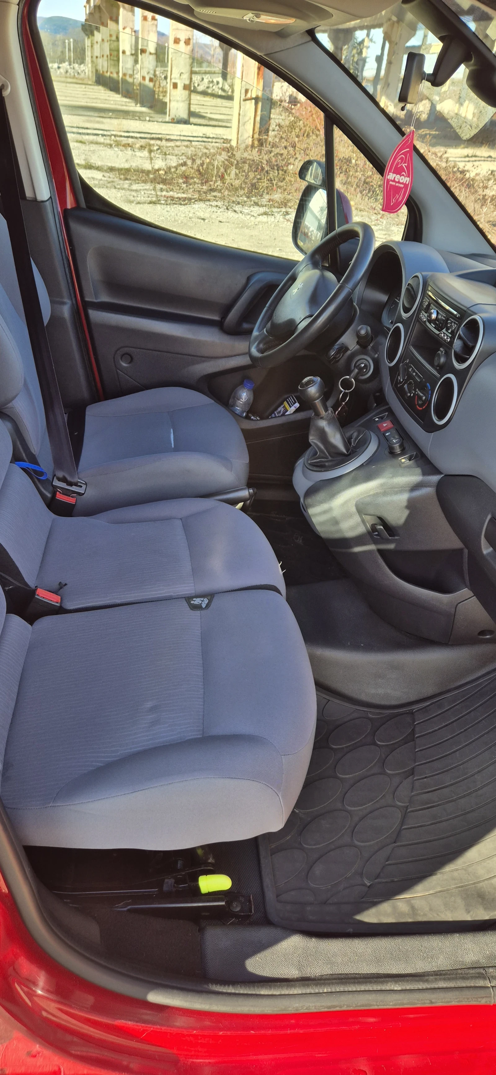 Peugeot Partner 1.6 HDi, 90 k.c. - изображение 8