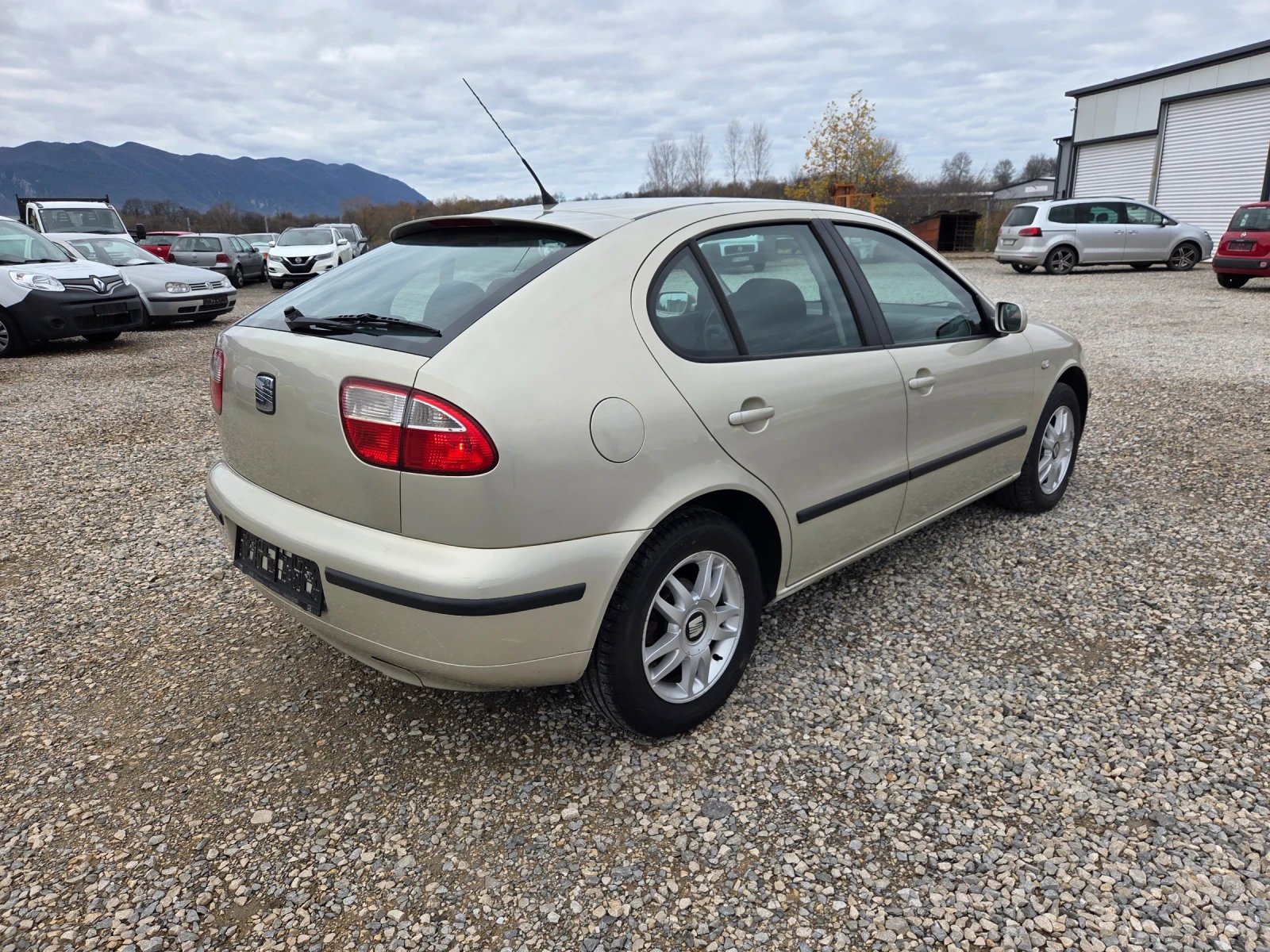 Seat Leon 1.9TDI-90PS - изображение 5