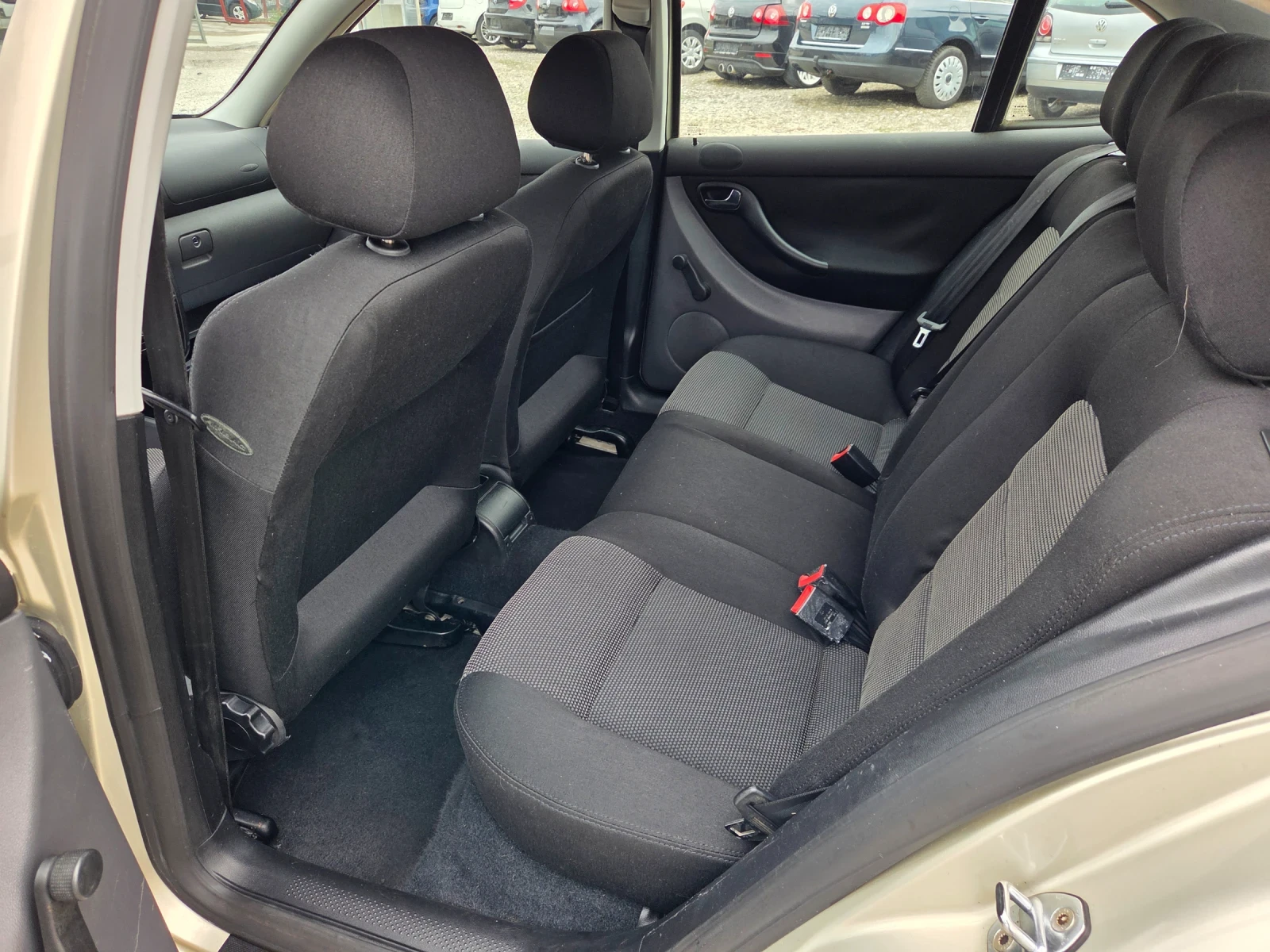 Seat Leon 1.9TDI-90PS | Mobile.bg   11