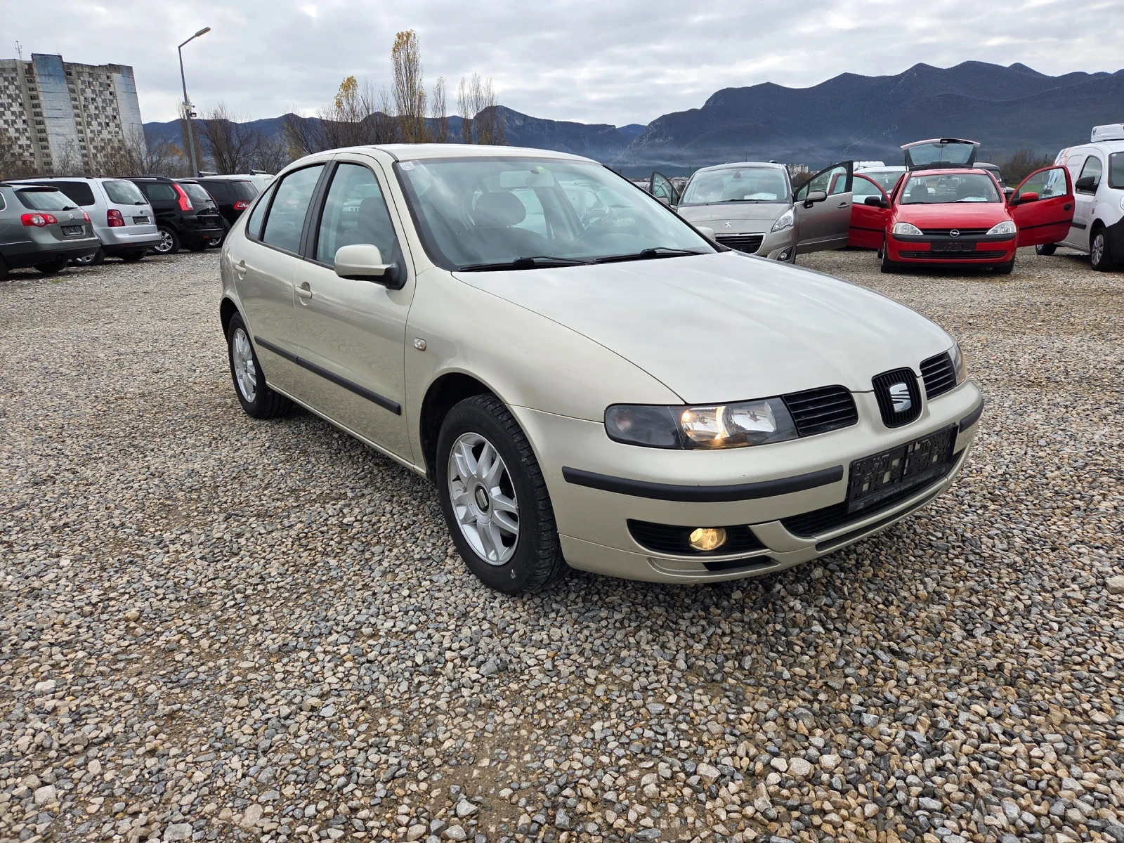 Seat Leon 1.9TDI-90PS - изображение 3