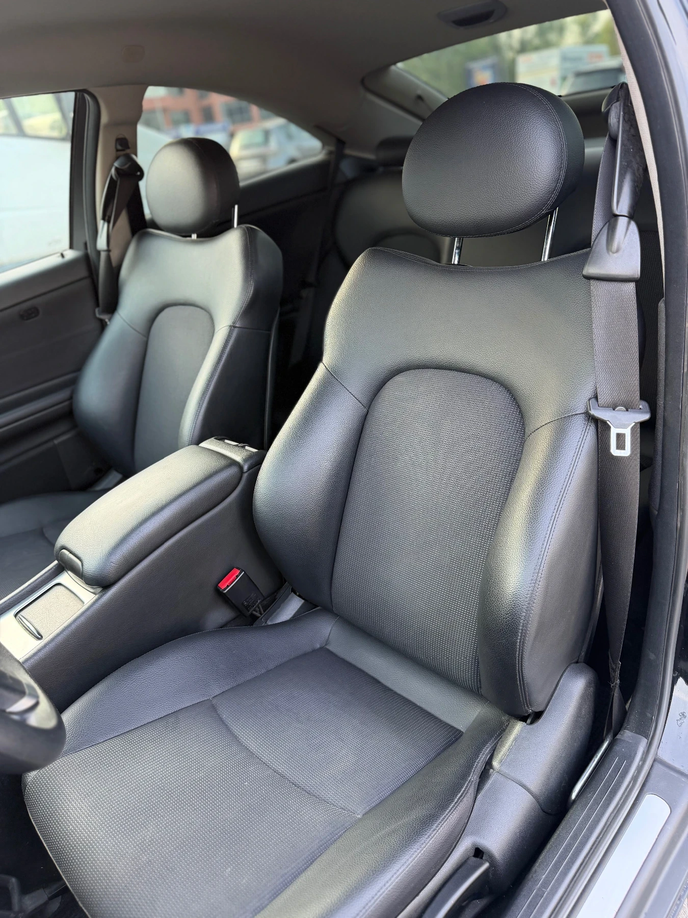 Mercedes-Benz CLC 200, снимка 9 - Автомобили и джипове - 53370308