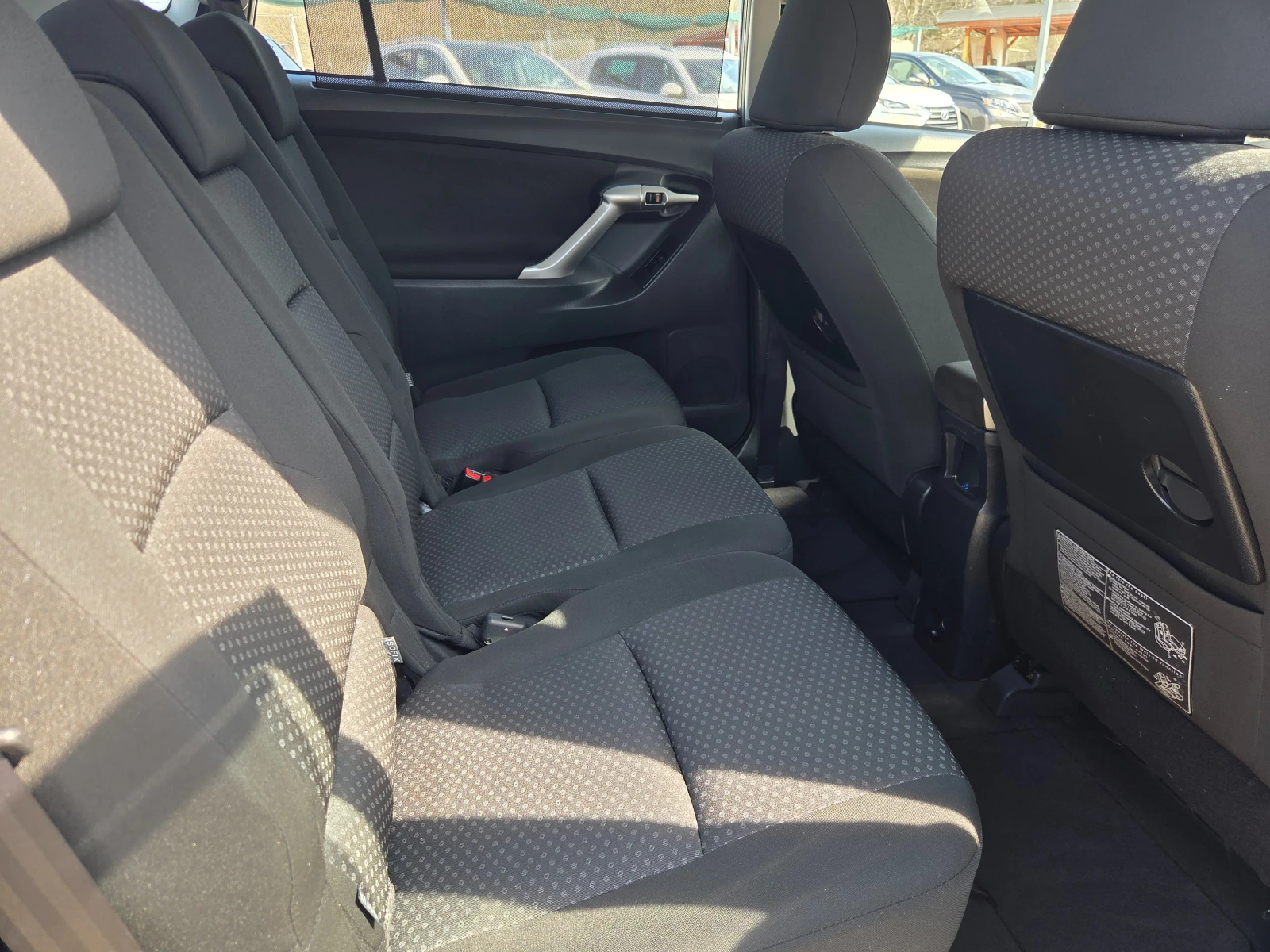 Toyota Verso 1.8 147k.c Linea Sol Швейцария, снимка 11 - Автомобили и джипове - 53894147