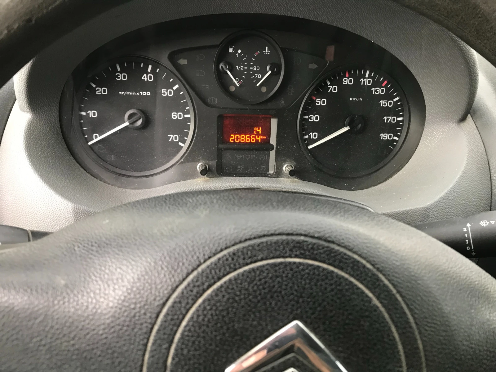 Citroen Jumpy 2.0 HDI, Климатик, снимка 11 - Автомобили и джипове - 54049459