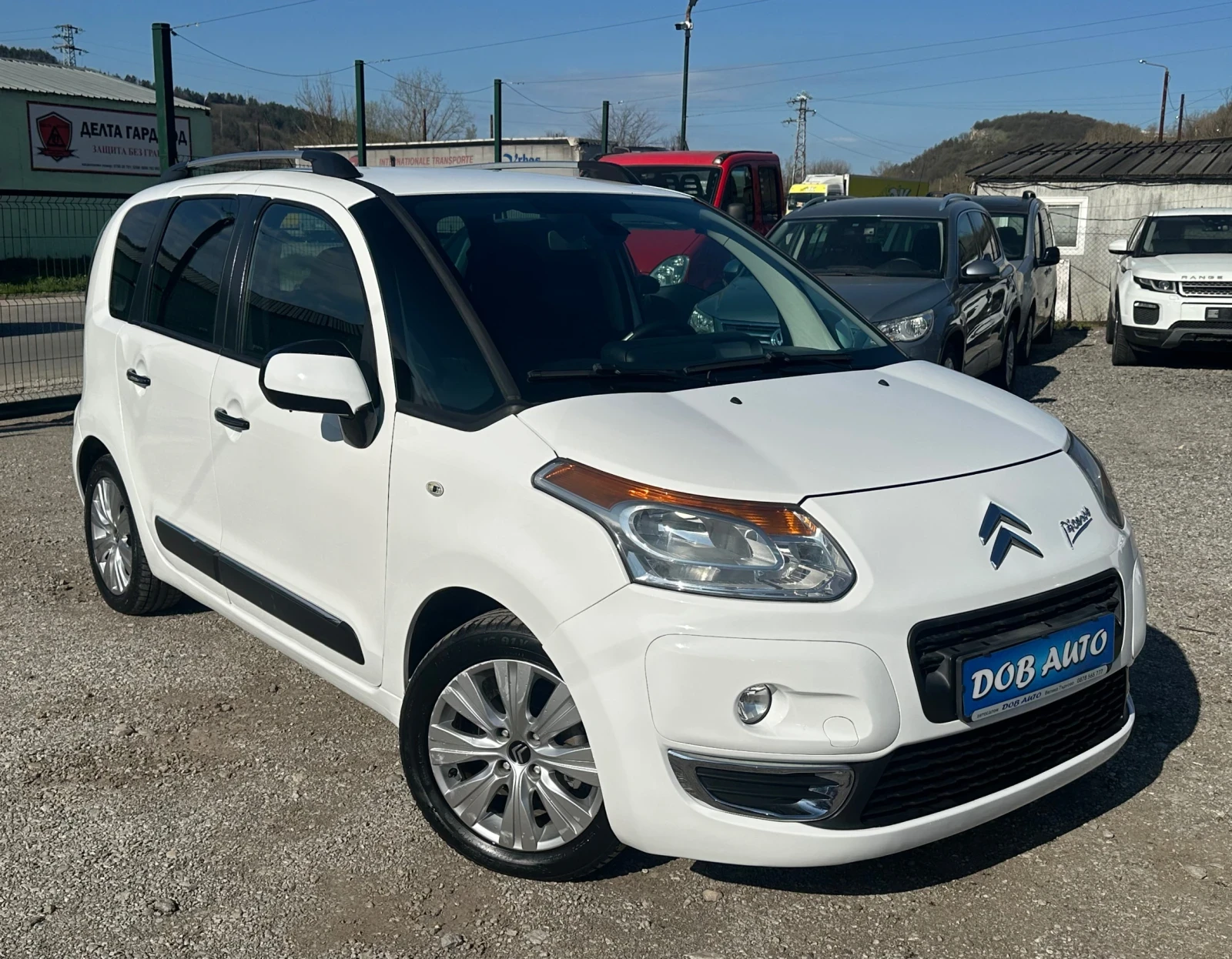 Citroen C3 Picasso 1.6HDI-ПАРКТРОНИК-КЛИМАТРОНИК-АВТОПИЛОТ, снимка 7 - Автомобили и джипове - 54120655