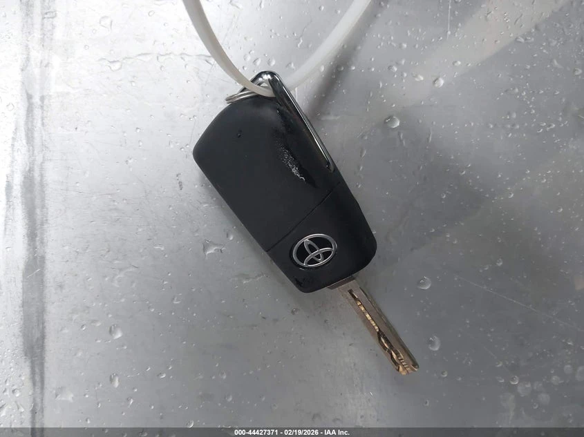 Toyota Corolla 2.0L I-4 DI, DOHC, VVT, 169HP Front Wheel Drive | Mobile.bg � ����������� 11