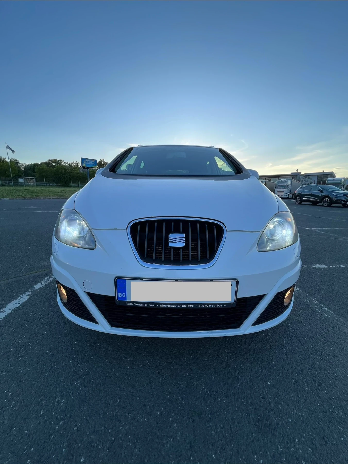Seat Altea XL 2.0/140hp/DSG, снимка 2 - Автомобили и джипове - 54574950