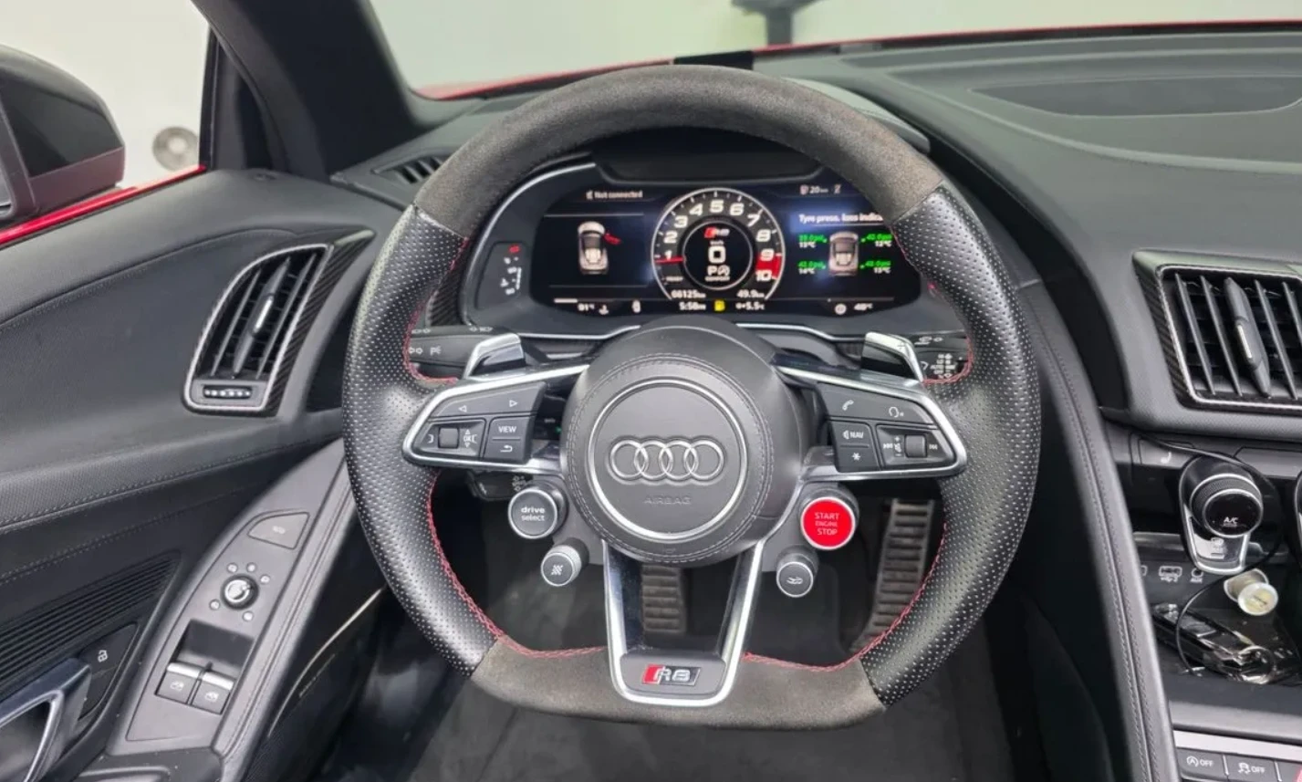 Audi R8 V10 SPYDER, снимка 13 - Автомобили и джипове - 54901572