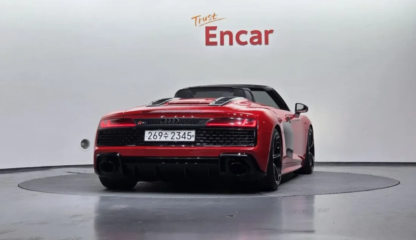 Audi R8 V10 SPYDER, снимка 3 - Автомобили и джипове - 54901572
